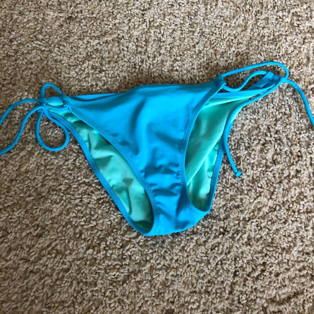 Bikini bottoms
